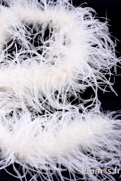 Boa en plumes d'autruche - 4 plis, 2 m - crème